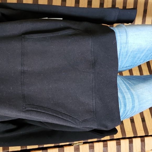 NWT! DKNY fleece hoodie - Picture 4 of 9